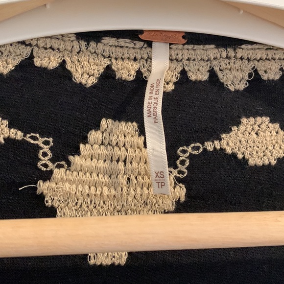 Free People Black w/ Tan Embroidered top. Drawstring Bottom. 0ne button front XS - Picture 2 of 10